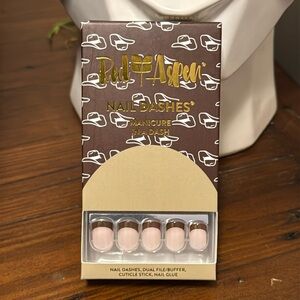 RED ASPEN Chamberlains Felt Hat Nail Dashes Pop On Short Square